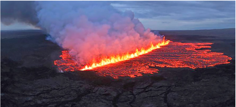 Tourists Evacuated After Another Volcano Erupts on Iceland’s Reykjanes Peninsula