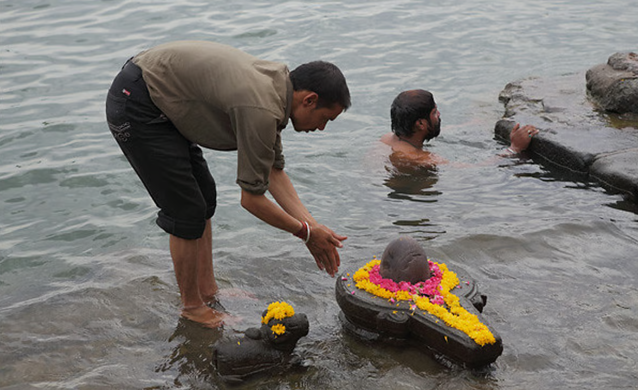 Rare Panchmukhi Shivaling Found in Uttar Pradesh Ahead of Sawan Shivratri