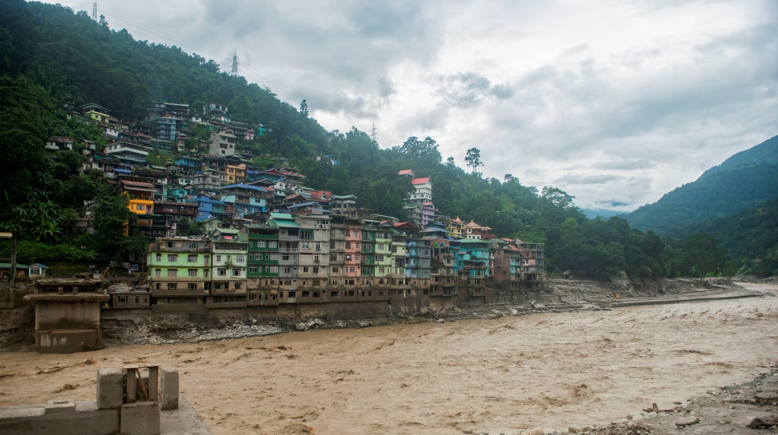 Sikkim Flood Update: Teesta River Overflows, NH10 Cut Off, Travel Impacted Across Region