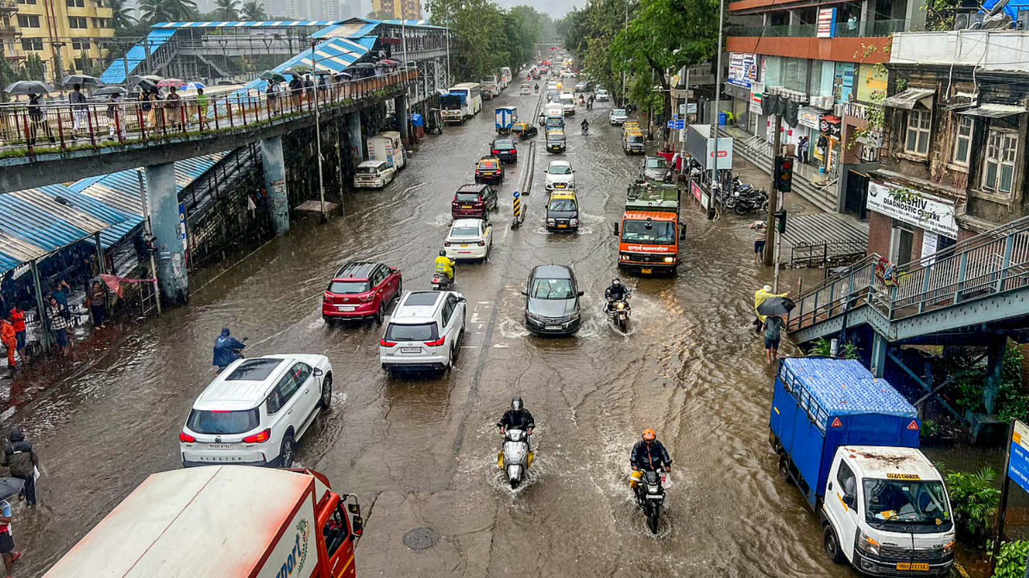 IMD Issues Red Alert As Heavy Rains Disrupt Mumbai And Thane