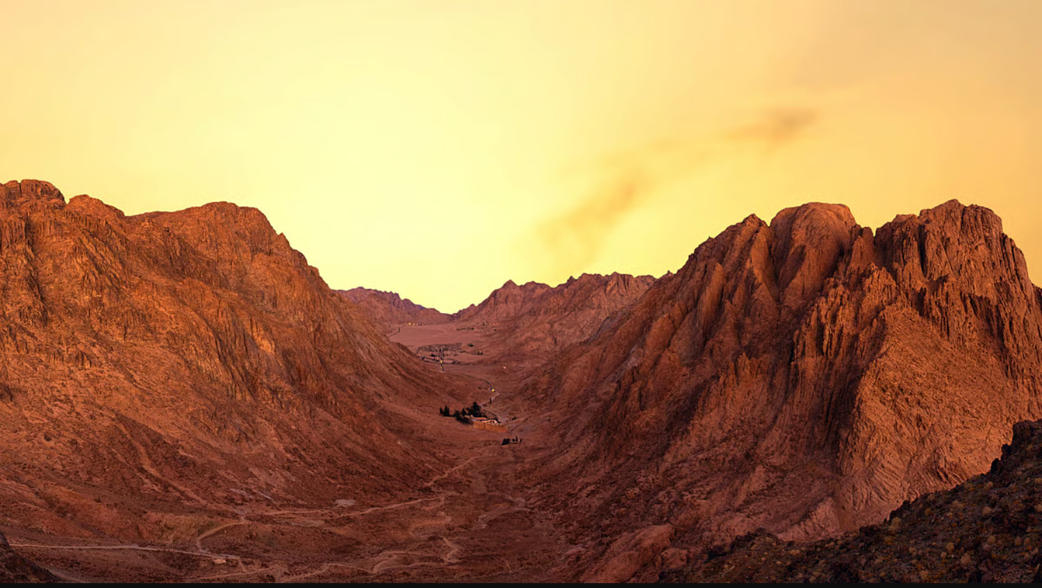 Egypt’s New Mega Resort Near Mount Sinai Sparks Global Debate