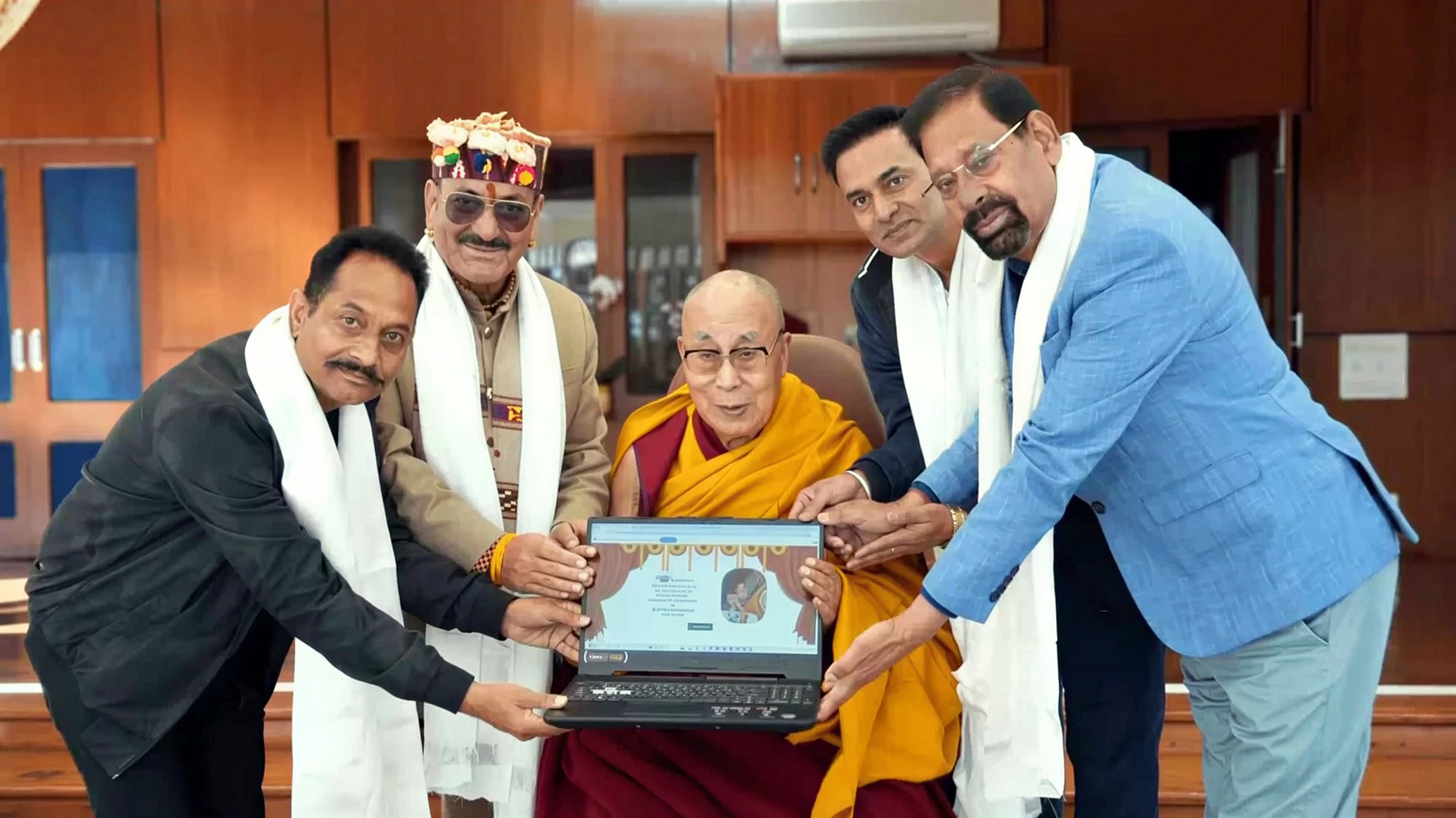 Dalai Lama Launches VisitDharamshala.com to Promote Tourism in Himachal Pradesh