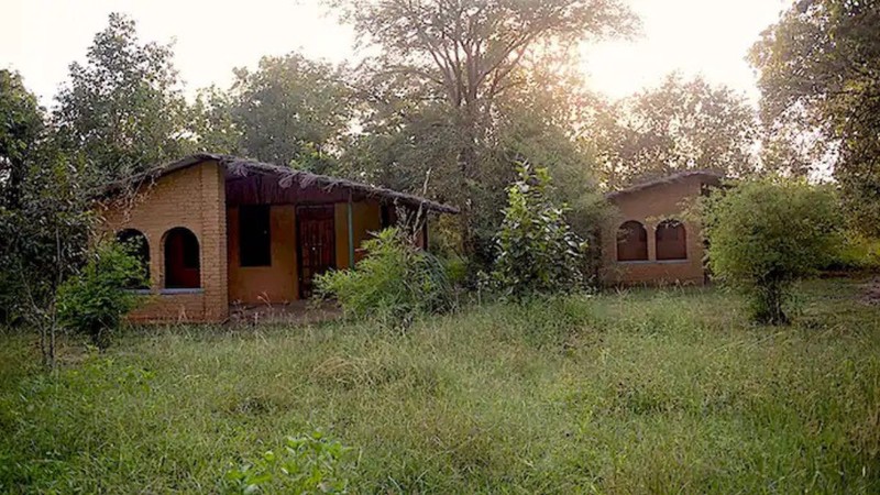 Stay In Mud-Brick Homestays & Reconnect With Nature At This Solar-Powered Jungle Farmstay In MP