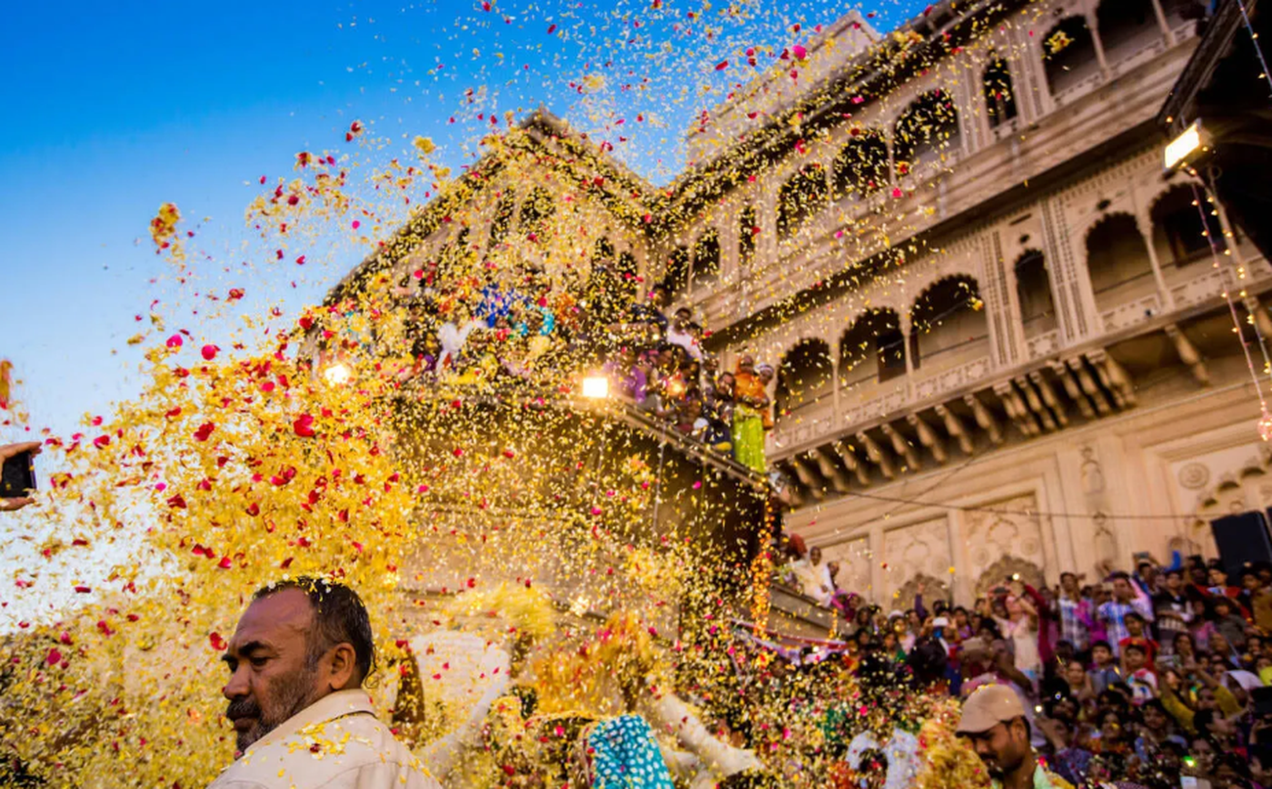 Top 3 Family-Friendly places to Visit This Holi